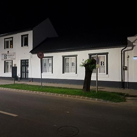 Belvarosi Lux Apartman Vásárosnamény Eksteriør bilde