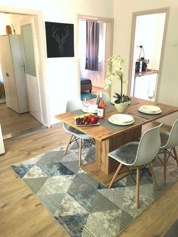 Belvarosi Lux Apartman Vásárosnamény Eksteriør bilde